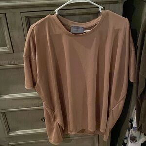 Hudson gray large top